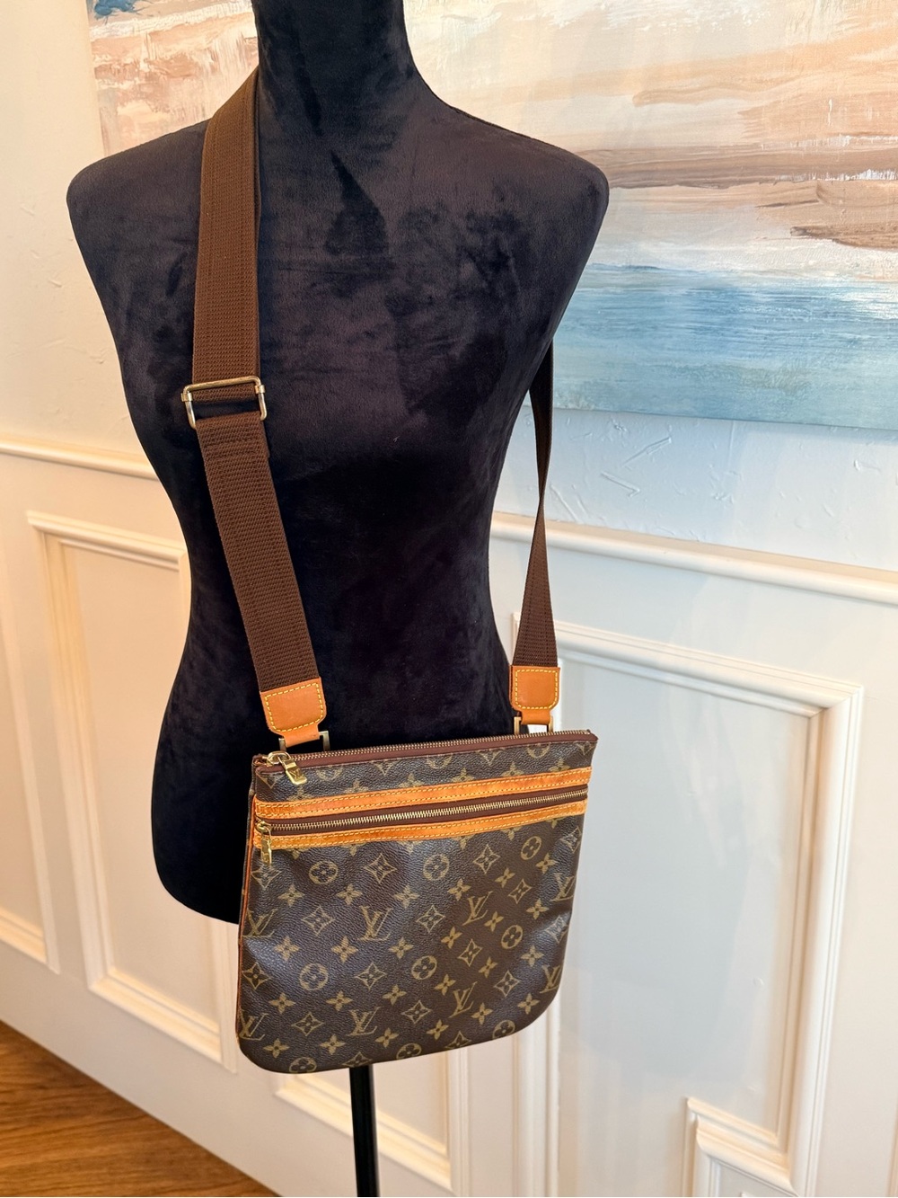 Louis Vuitton Monogram Bosphore Pochette Messenger Crossbody Bag (Unisex)
